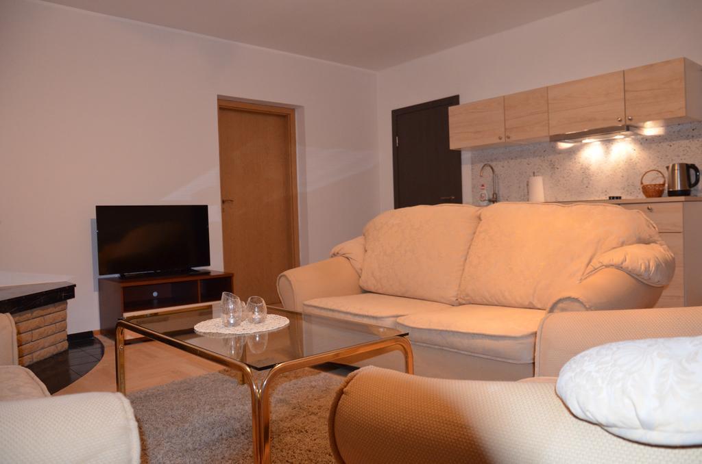 Apartments With Outdoor Spa Jacuzzi And Sauna 维尔纽斯 外观 照片